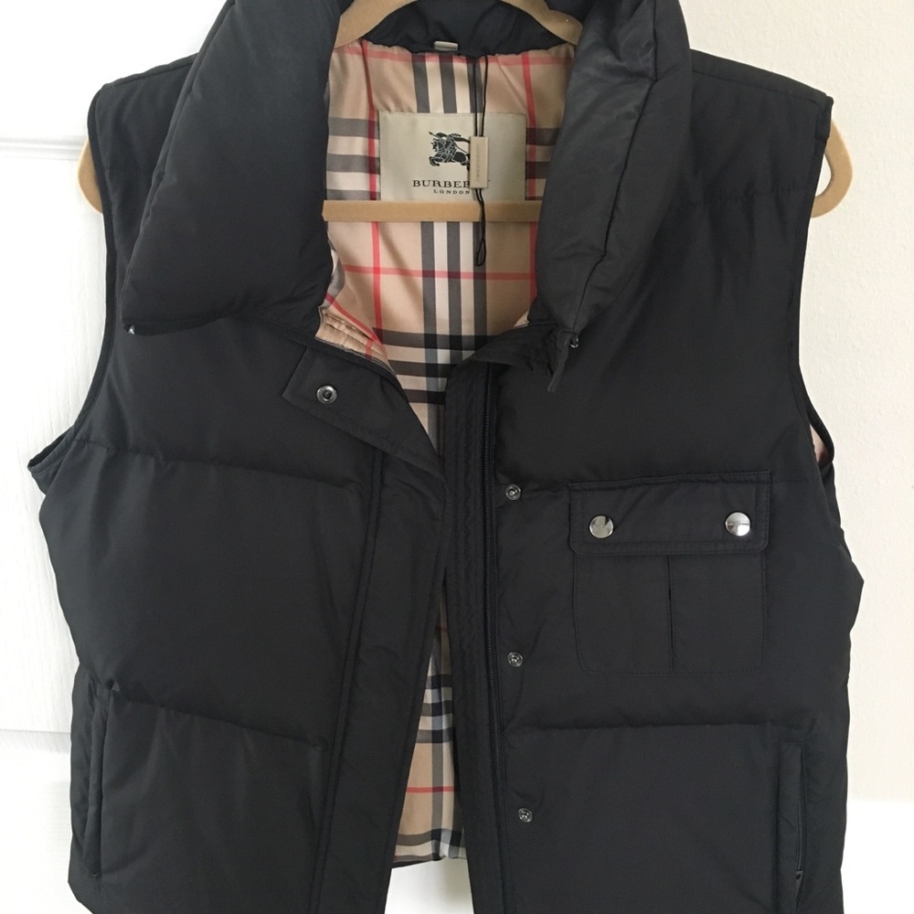 Burberry woman’s puffer vest